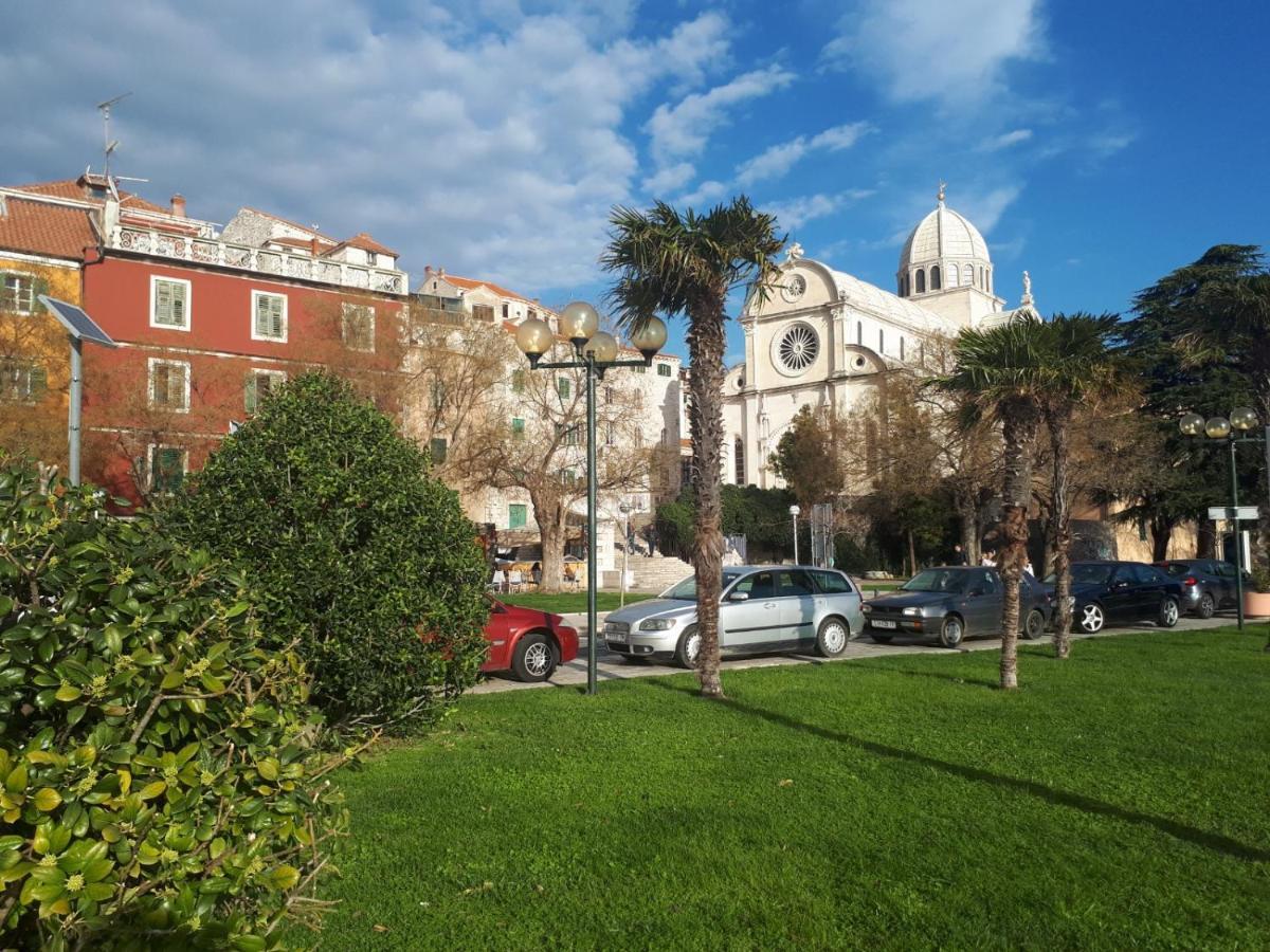 Apartman Luna Šibenik Exterior foto